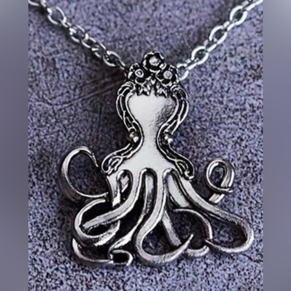 “Vintage Fork Octopus” Silverware Spoon Squid Octopod Kraken Tentacles Necklace - Picture 10 of 13